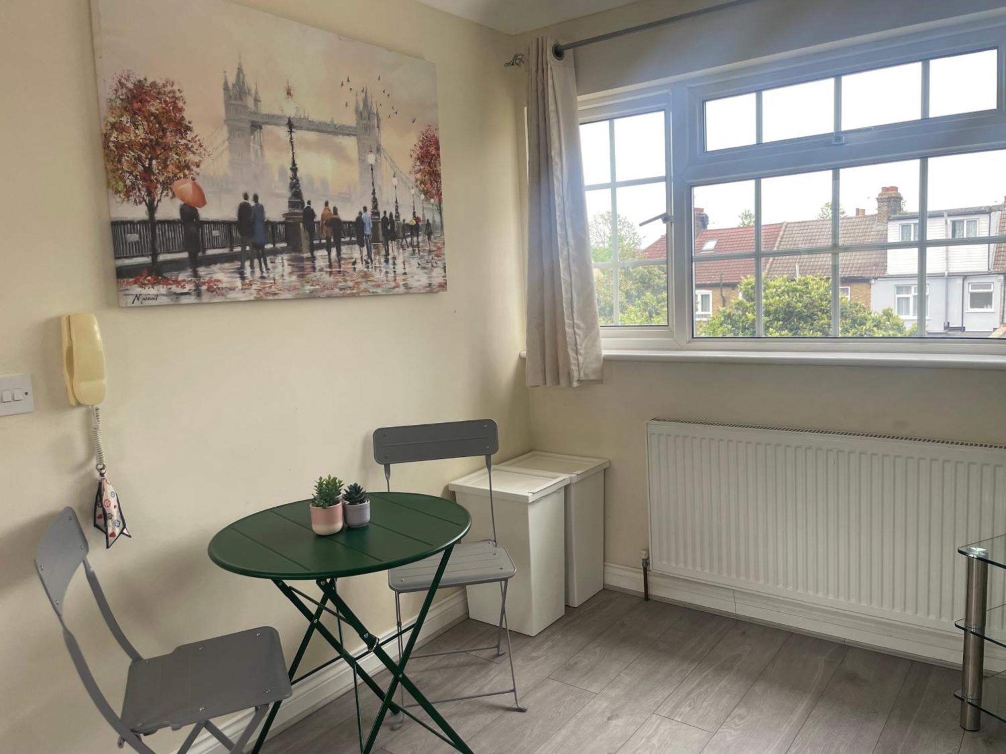 Amazing - East Walthamstow *